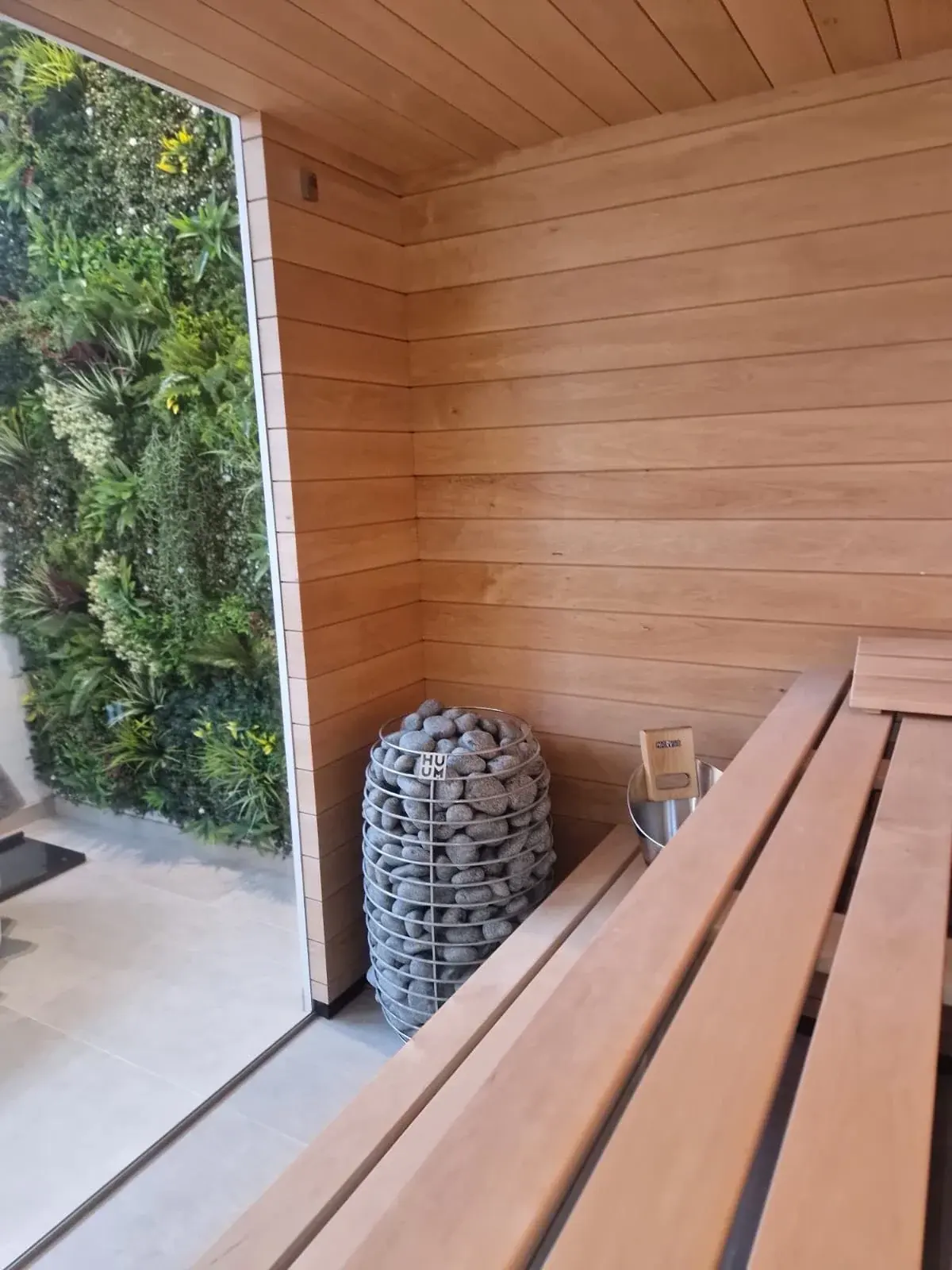 Reference build of a bespoke sauna in the showroom